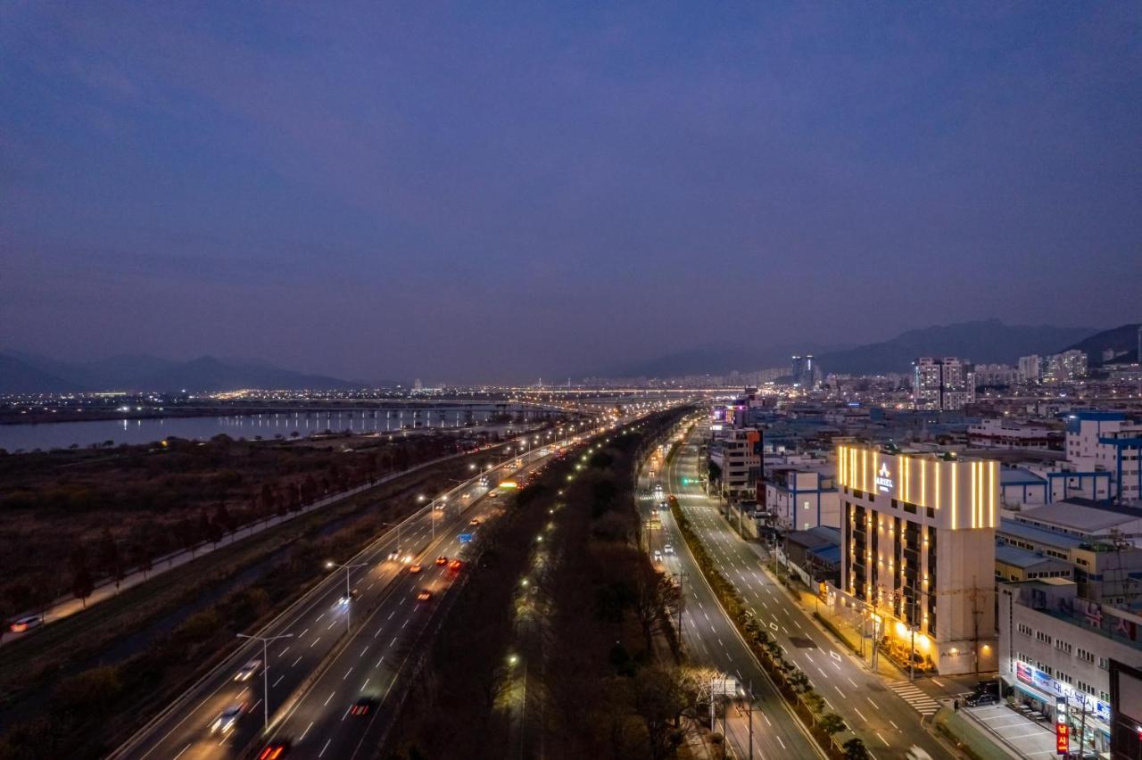 Ariel Hotel Пусан Екстер'єр фото