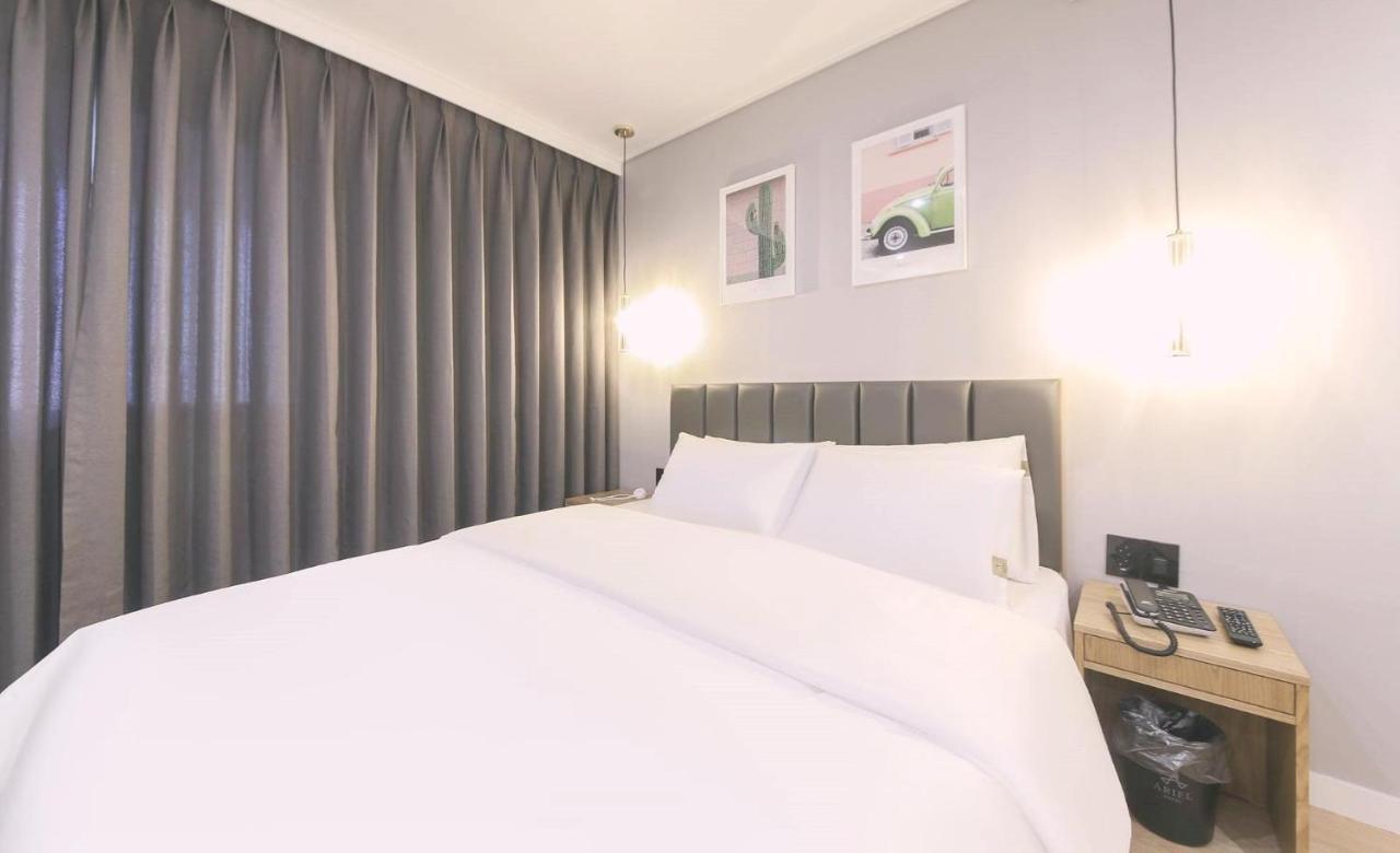 Ariel Hotel Пусан Екстер'єр фото
